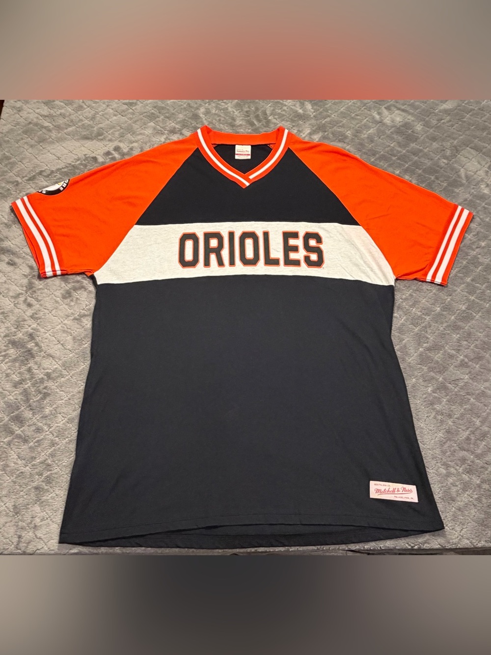 Mitchell & Ness Baltimore Orioles Throwback V Neck Shirt Men’s XL NWOT